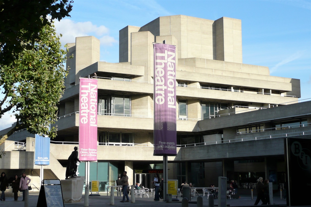 the national theatre of great britain